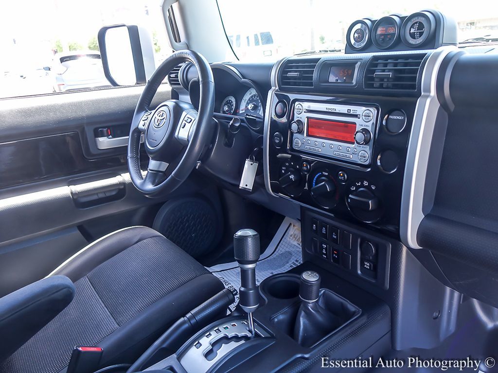 Sold 2014 Toyota FJ Cruiser 4WD in Chandler